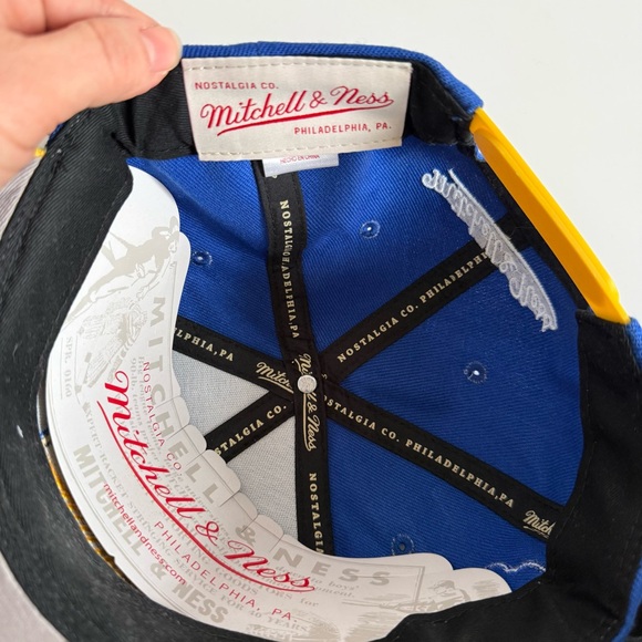 NWT Mitchell & Ness Royal Blue and Yellow Snapback Cap - Picture 4 of 7